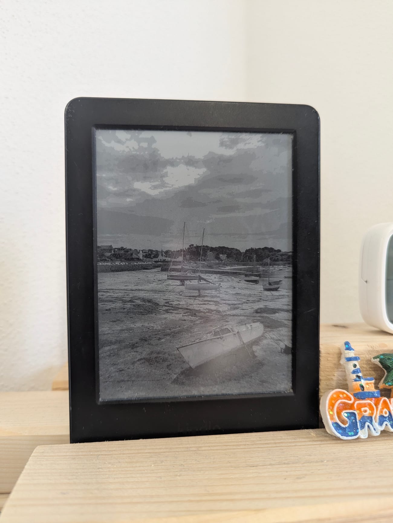 A photo from the album, dithered down to sixteen grays